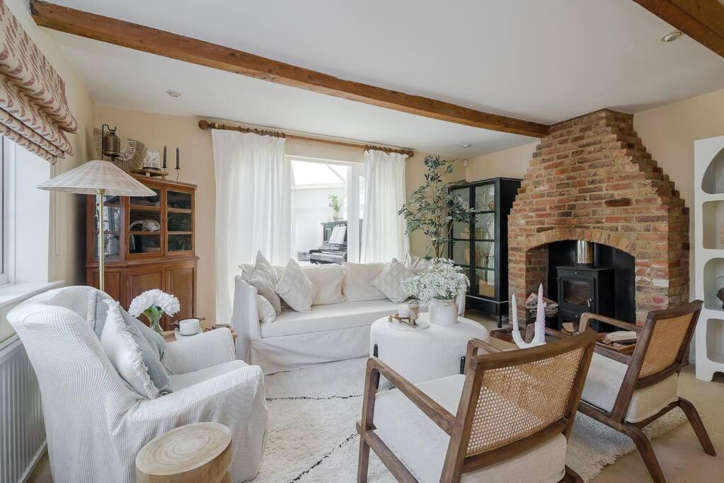 Adorable 2 Bedroom Guest House Hawkhurst Exterior foto
